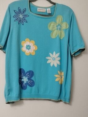 Alfred Dunner Turquoise Floral Appliqué Short Sleeve Top